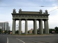 Московские триумфальные ворота в Петербурге
