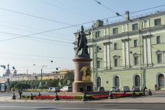 Памятник графу Суворову в Санкт-Петербурге